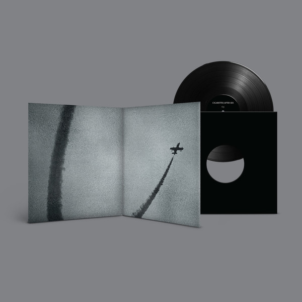 Cigarettes After Sex - Cry [Deluxe Limited Edition Vinyl] (0720841217381)