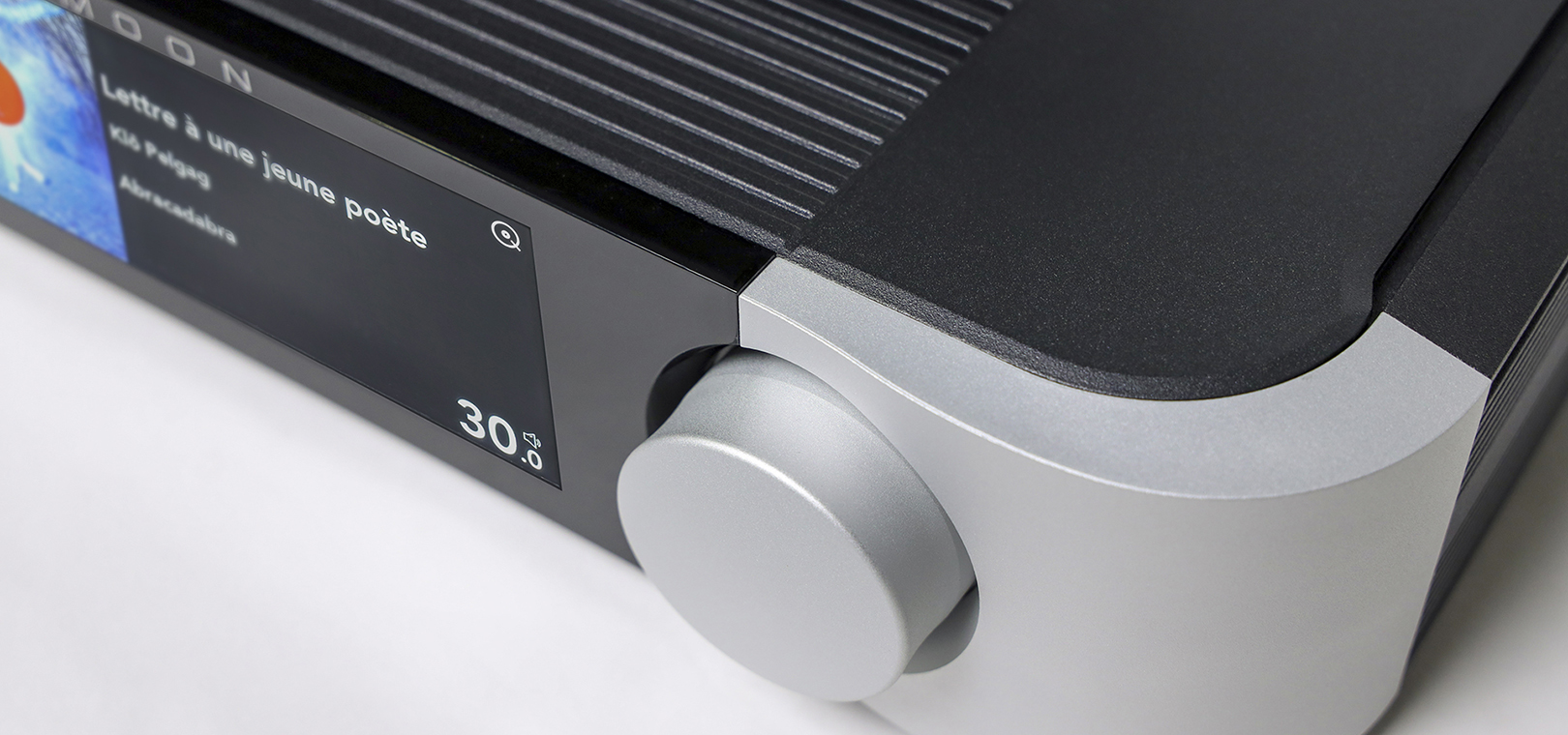 Moon by Simaudio Compass 371 silver\black