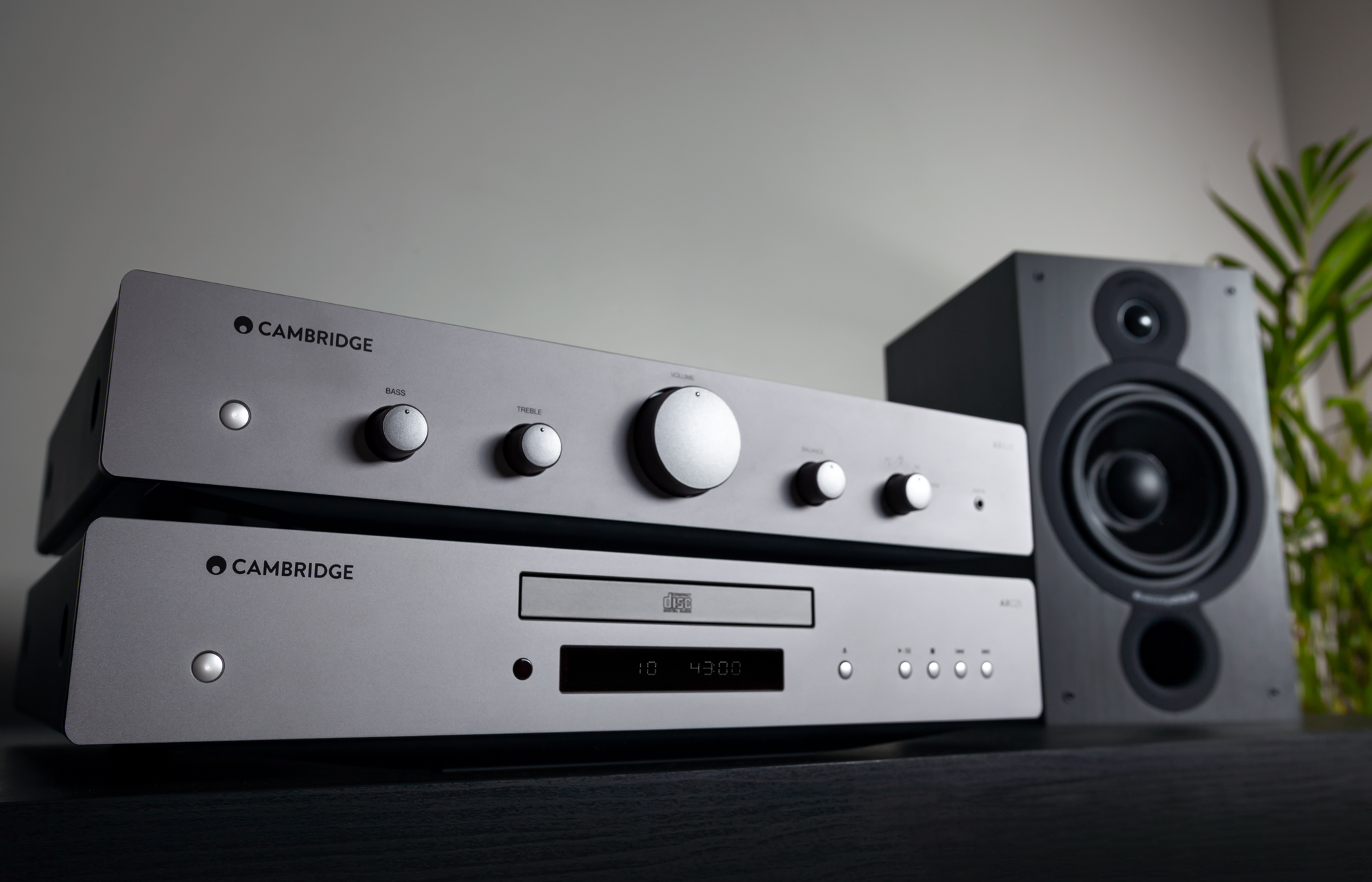 Cambridge Audio AXA25 grey