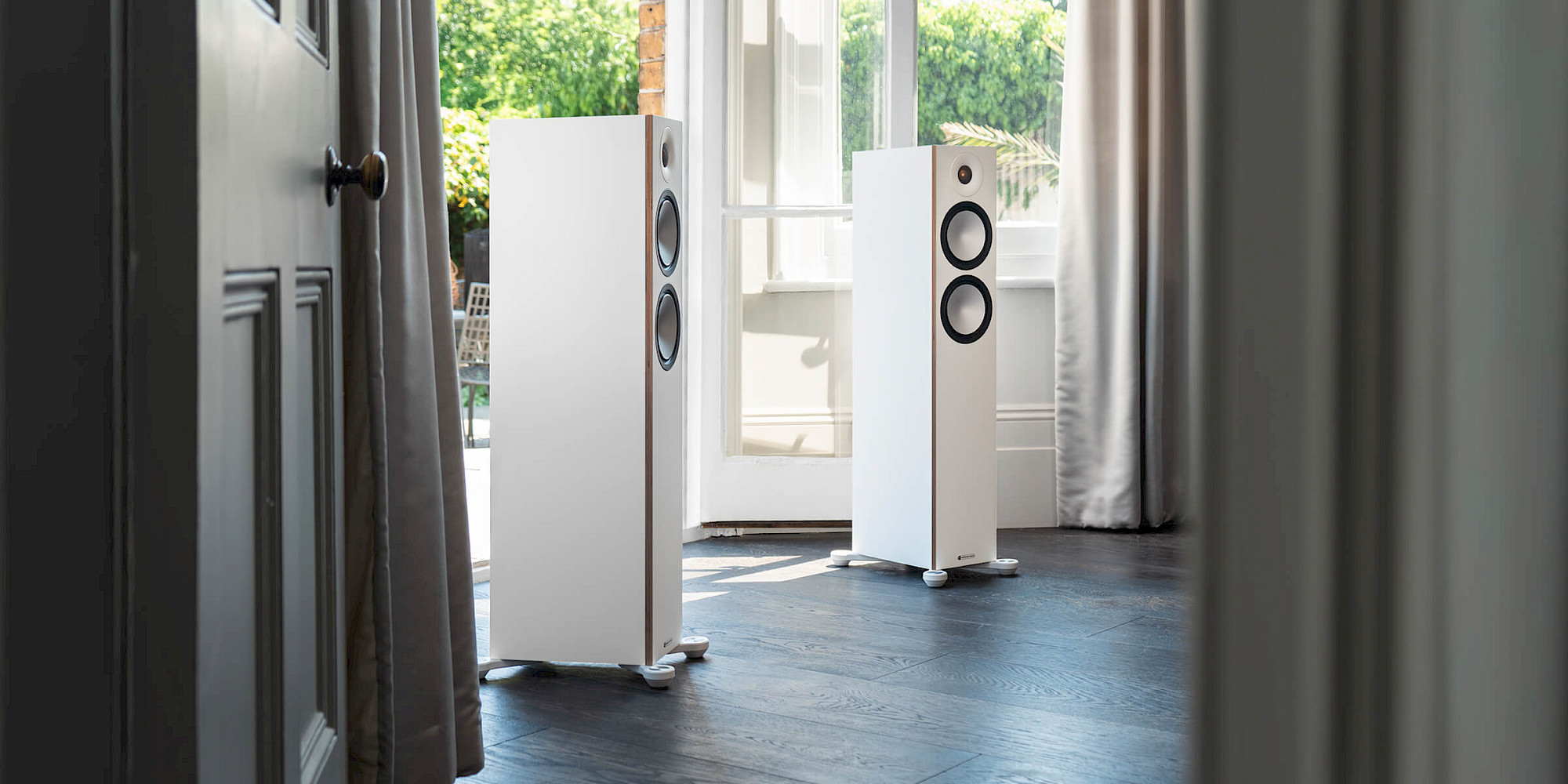 Monitor Audio Bronze 300 (7G) black