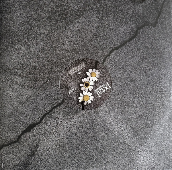 Ariana Grande - Petal [Translucent Pearly White Vinyl] (199957923750)