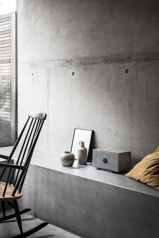 Ruark Audio MRx rich walnut